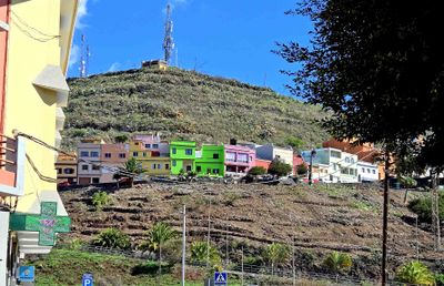 Colorful houses in San Cristobal de La Laguna, Tenerife.jpg