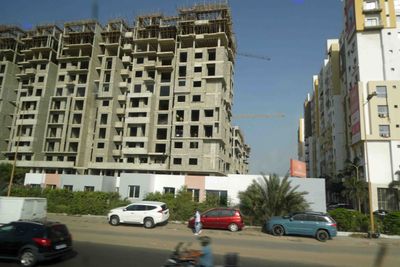 New highrise apartment under construction in Dakar, Senegal.JPG