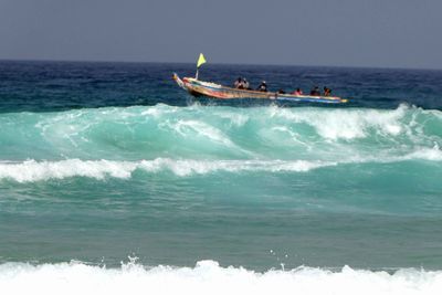 Senegalese boat in the Atlantic Ocean.JPG