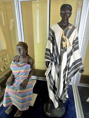 Clothing worn by the Youcouba people on the west edge of Ivory Coast.jpg