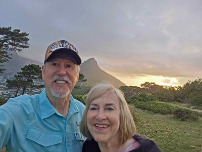 Sunset behind Lion's Head from Signal Hill in Cape Town, South Africa.jpg