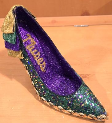Bill's Muses Shoe.jpg