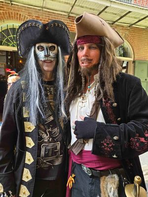 Bill & Speed at Sunday Pirate Pub Crawl.jpg