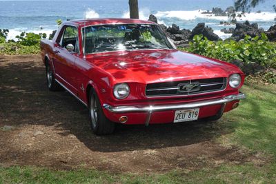 Classic car with camper at Laupahoehoe Point Beach Park