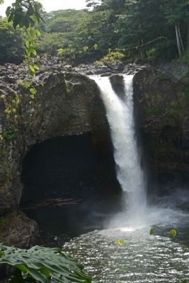 Rainbow Falls (no rainbow today) in Hilo, Hawaii