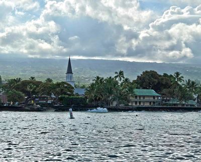 Approaching Kona by Tender Boat