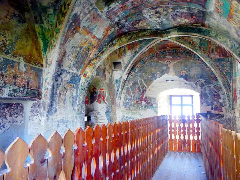 HĂRMAN Fortified Church