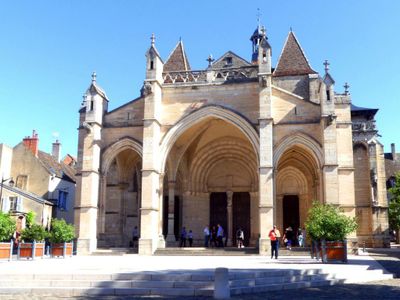 Basilica - Collegiale Basilique Notre-Dame de Beaune