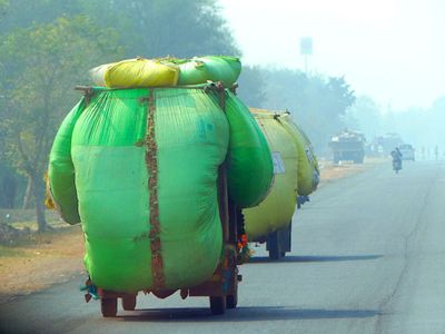 On the road from Agra to Jaipur