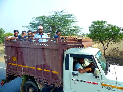 On the road from Agra to Jaipur