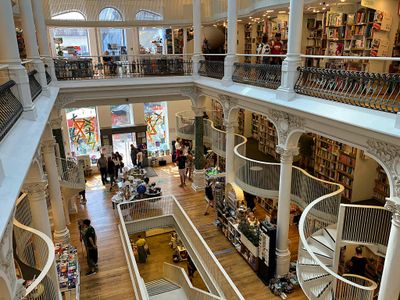 Cărturești Carusel - Book Shop