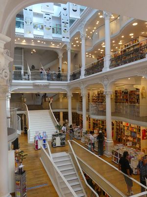 Cărturești Carusel - Book Shop