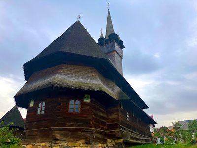 St Nicholas Church in Budesti Josani