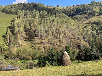 Walking Magura and Pestera Villages