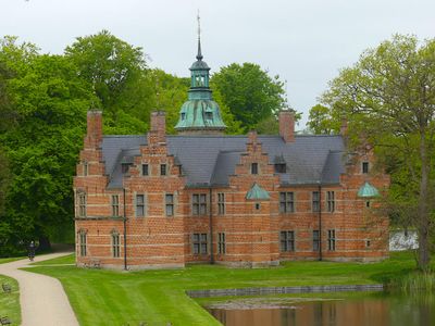 Frederiksborg Castle Gardens
