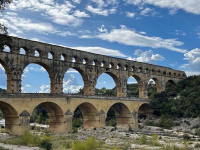 Aix-en-Provence & Avignon & Pont du Gard