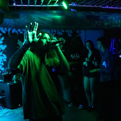 5E9A0214-2.jpg