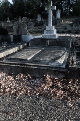 240510TceEndCemetery1811w.jpg