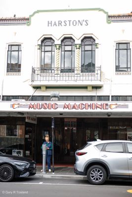 241115Napier2650-w.jpg