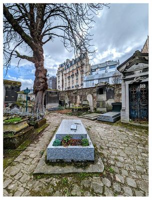 Montmartre Cemetery