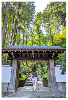 Portland Japanese Garden: Antique Gate