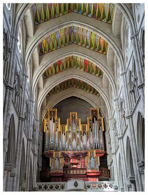 Almudena Cathedral's Grenzing organ