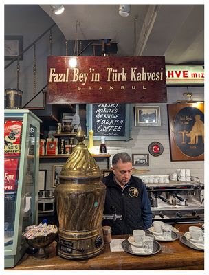 Fazil Bey'in Trk Kahvesi