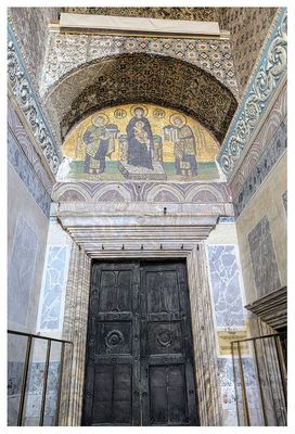 Hagia Sophia Vestibule: Constantine, Justinian, Theotokos & Christ mosaic