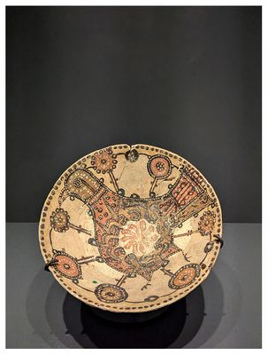 Turkish and Islamic Arts Museum: Iranian Bowl with Bird from the Seljuk Period (11th or 12th century