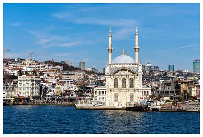 Ortaky Mosque