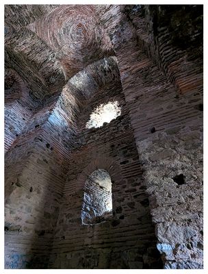 Yoros Castle