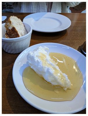 Kaymak - delicious!