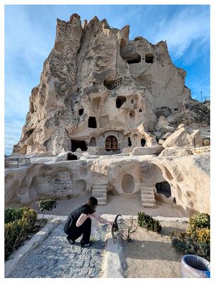 Uhisar Castle