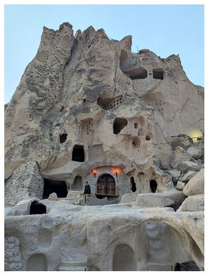 Uhisar Castle