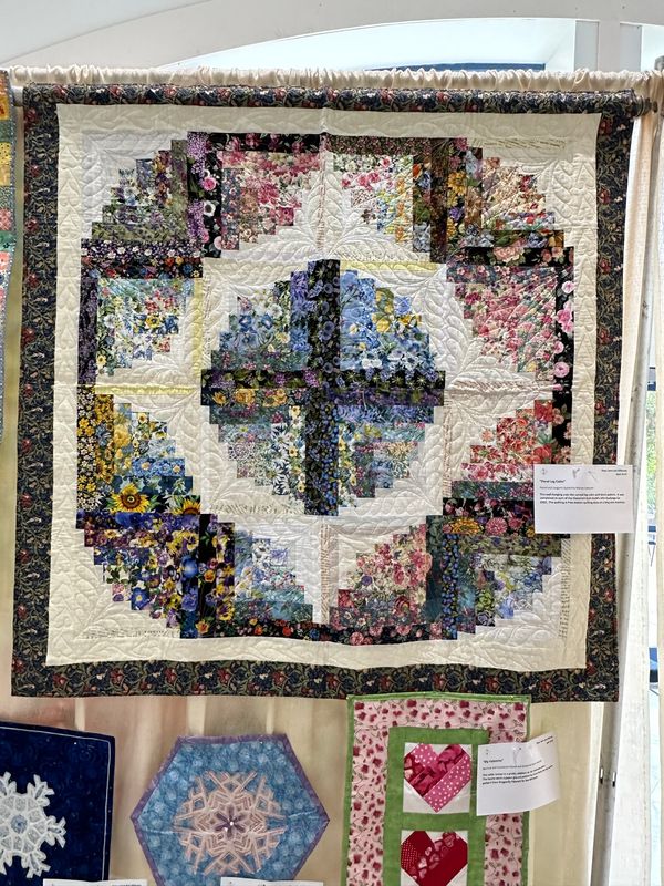 Quilt 57 by Marian Galbraith - Floral Log Cabin