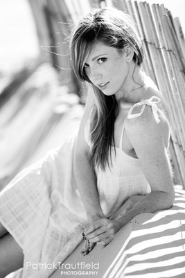 laura_15 bw.jpg