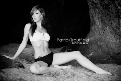 laura_49 bw.jpg