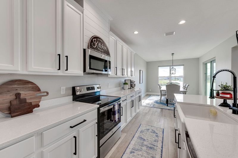Kitchen5.jpg