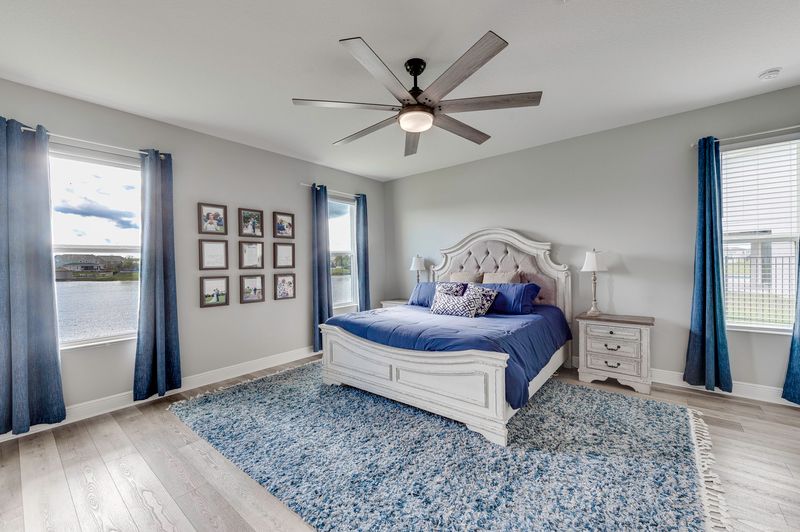 MasterBedroom3.jpg