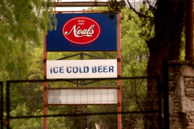 413countynealsbeer222222222.JPG