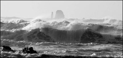 angry_sea_bw_pano_02_8626.jpg