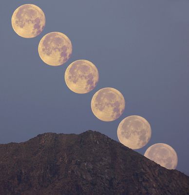 Moonset Over Estrellas - May 24, 2024