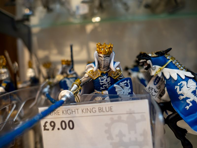 Knight in Blue Armour, Edinburgh