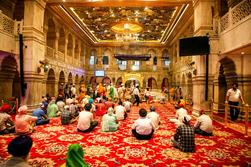 Gurdwara Worship, Delhi, India