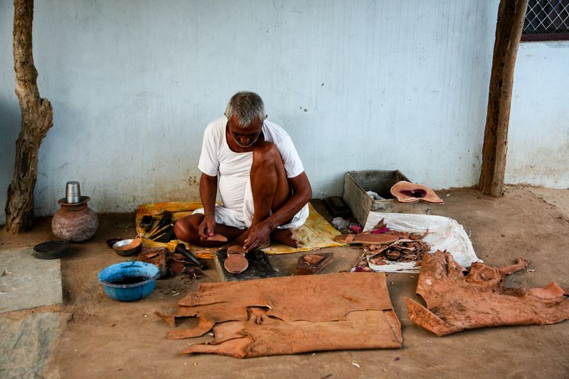 Shoe Cobbler, near Nimaj, India