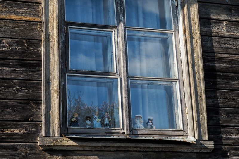Six Figures in the Window, Cēsis Old Town, Latvia
