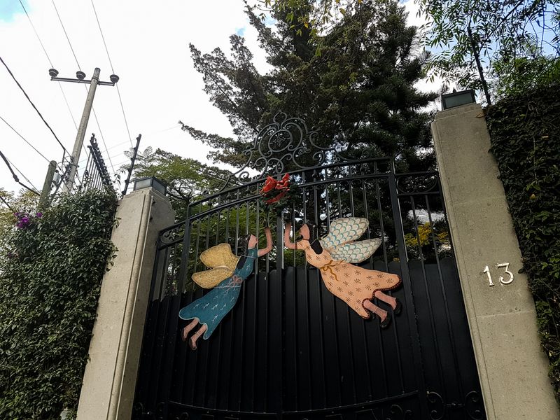 Christmas Angels at 13, Mexico City, Mexico