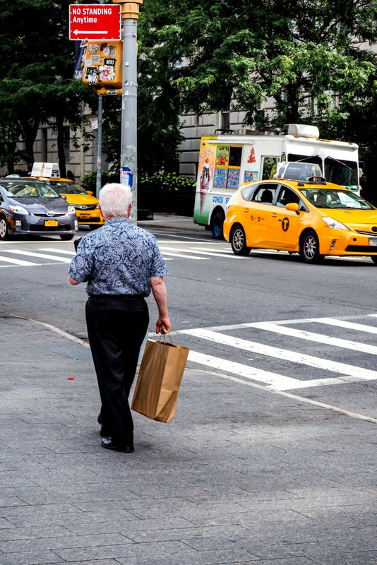 A Walk Along 5th Avenue, New York City, USA