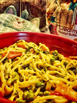 Rice Noodles & Peanut Sauce