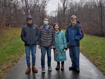 B2020_christmas_walk.jpg